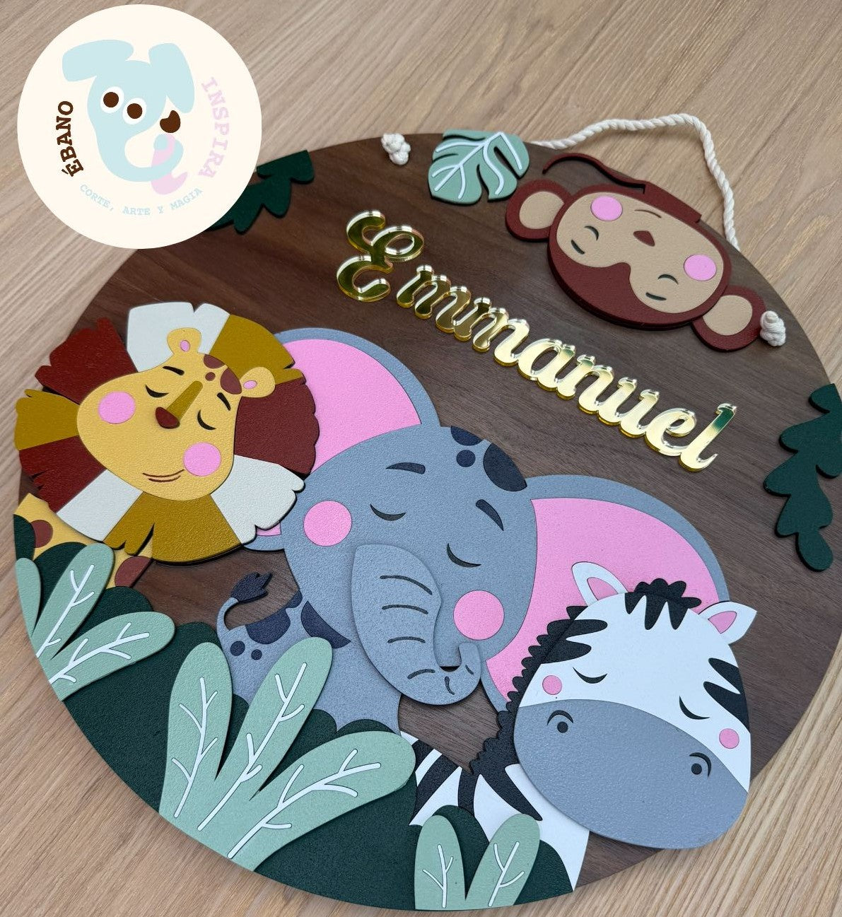 Letrerito Newborn con temática SAFARI