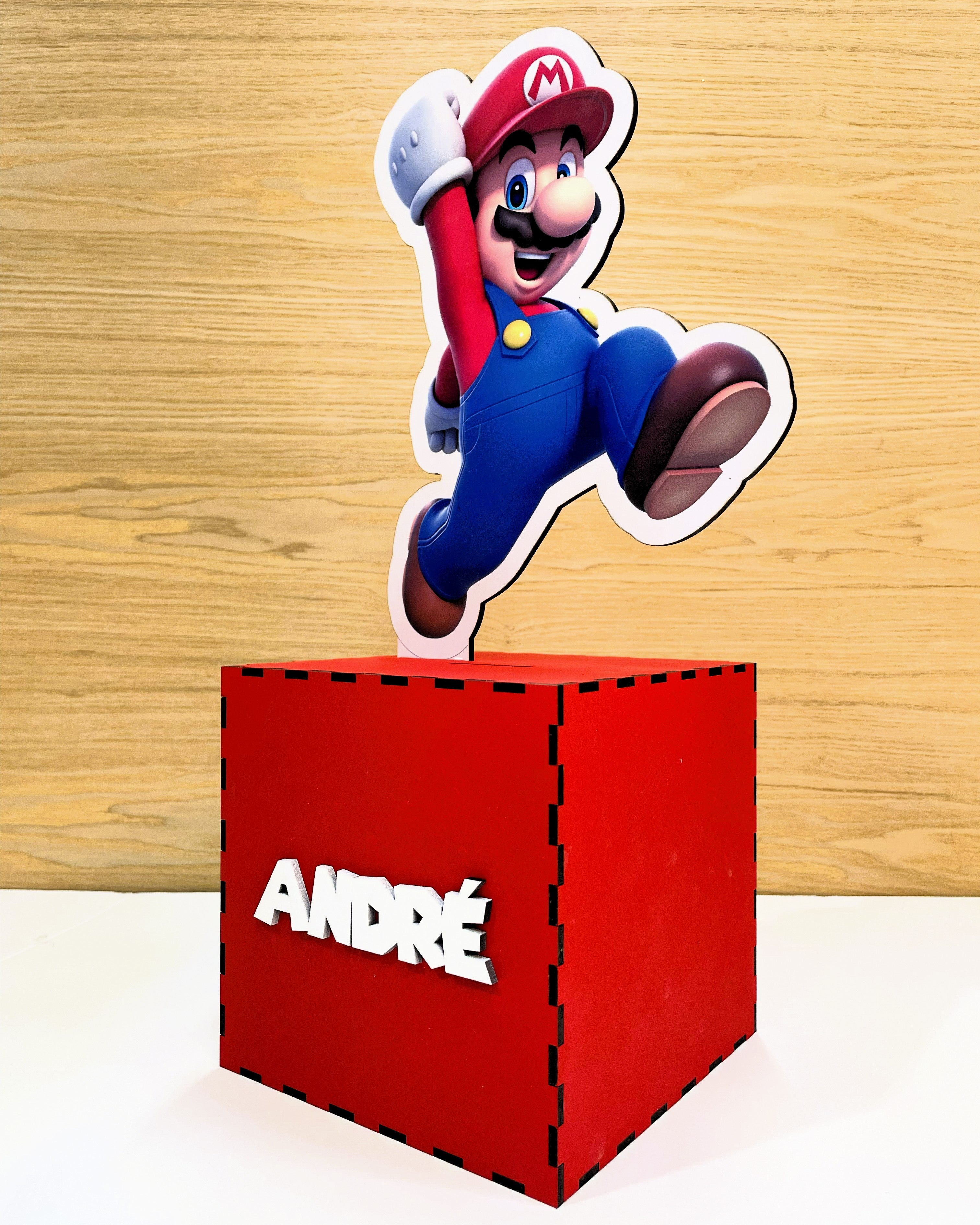 Alcancía Personalizada - Centro de Mesa MARIO