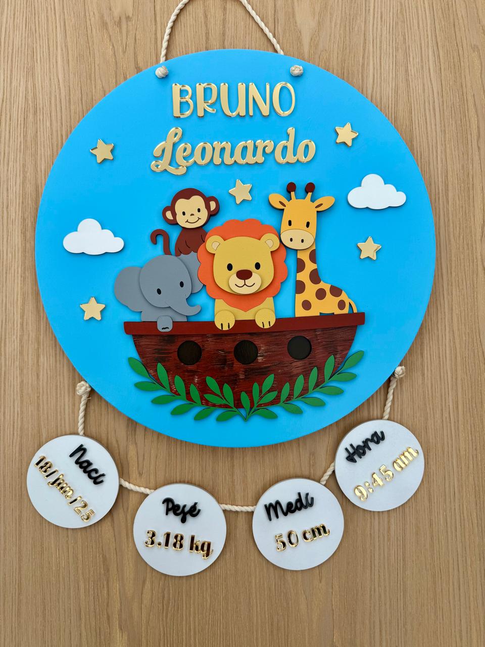 Letrerito Newborn con temática ARCA SAFARI